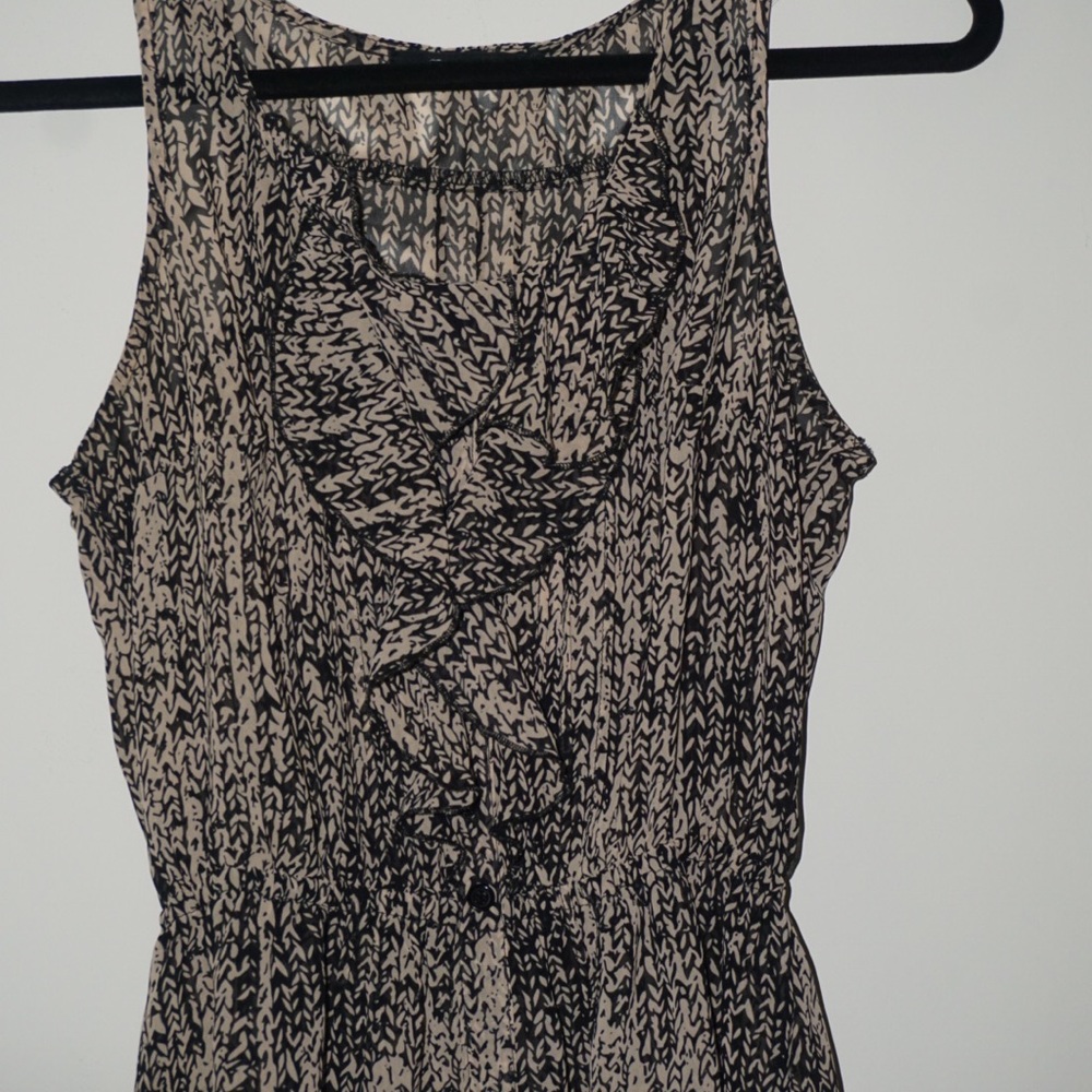 ⚫️Dressy sleeveless top⚫️